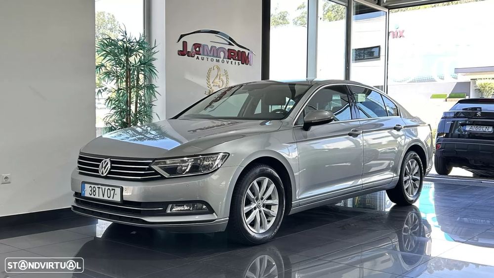 VW Passat 2.0 TDI Confortline - 1