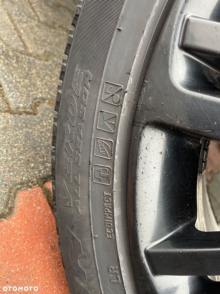 Land Rover Discovery 3.0 TD6 HSE - 34