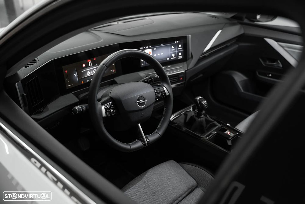 Opel Astra 1.2 T Elegance - 8