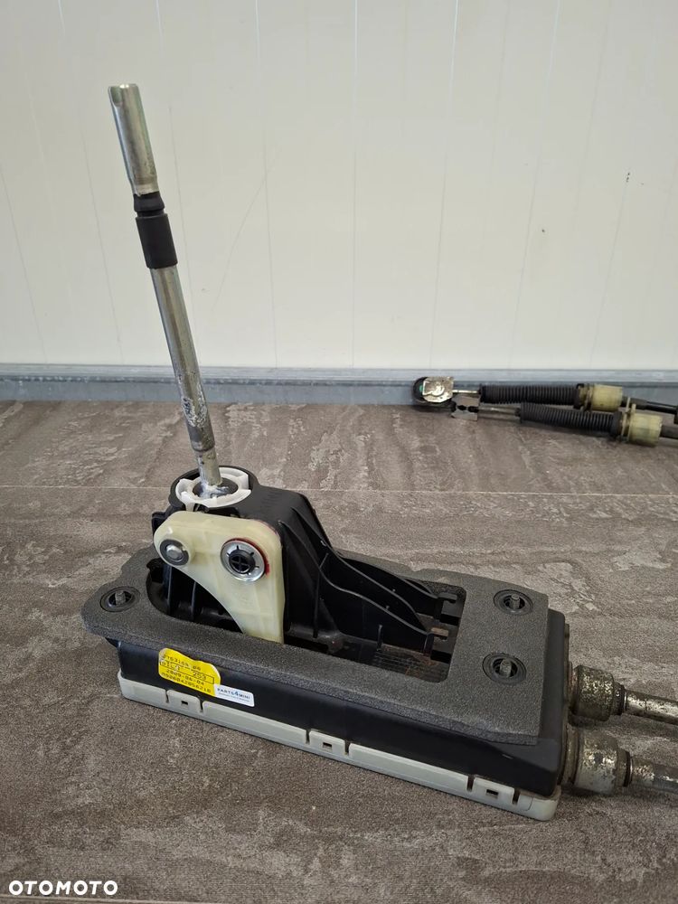 MINI Cooper S R55 R56 Wybierak Lewarek zmiany biegów 2753169 - 3