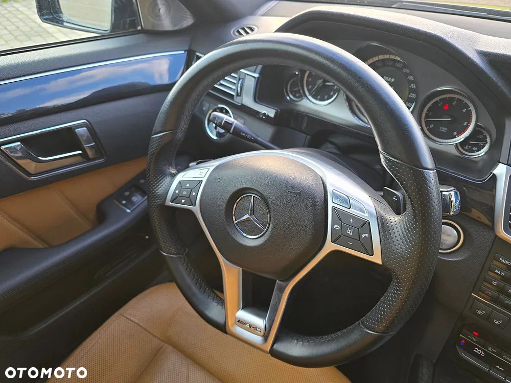 Mercedes-Benz Klasa E 350 CDI DPF BlueEFFICIENCY 7G-TRONIC Avantgarde - 30
