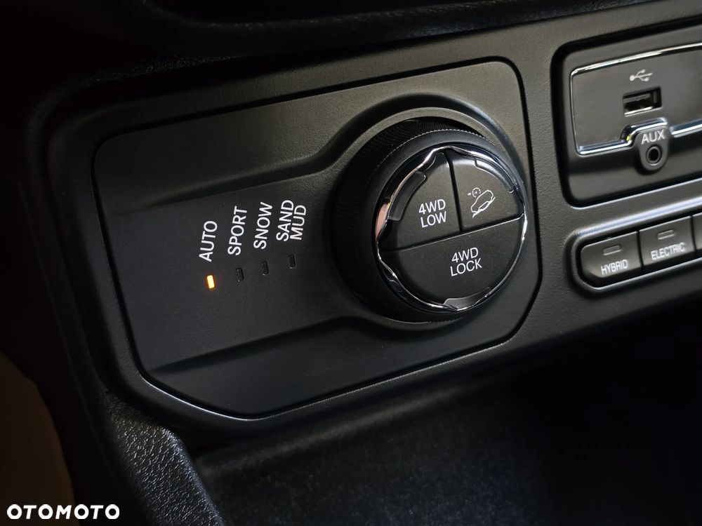 Jeep Renegade 1.3 T-GDI 4xe Automatik Limited - 9