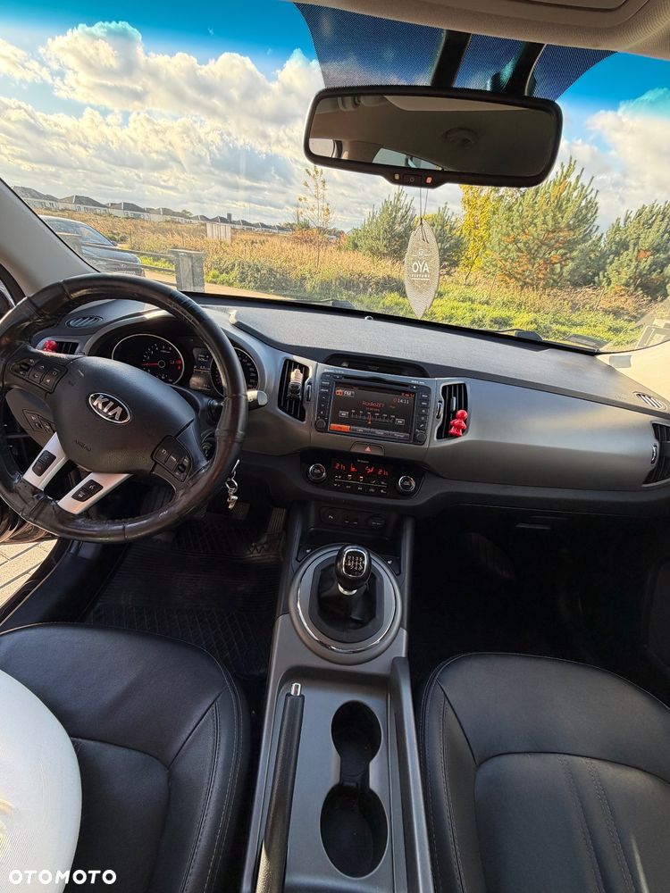 Kia Sportage 1.7 CRDI XL 2WD - 9