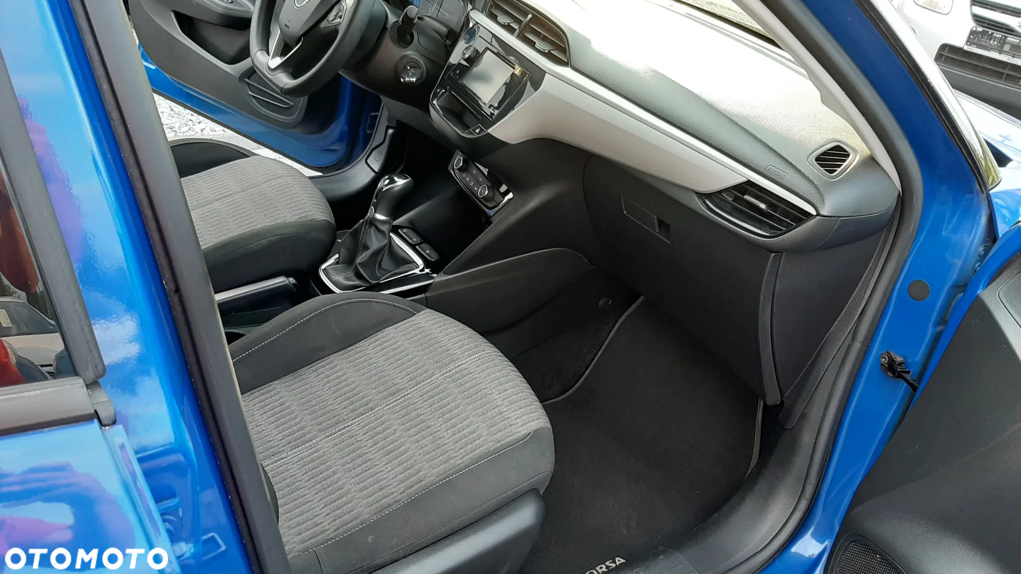 Opel Corsa 1.2 Business S&S - 20