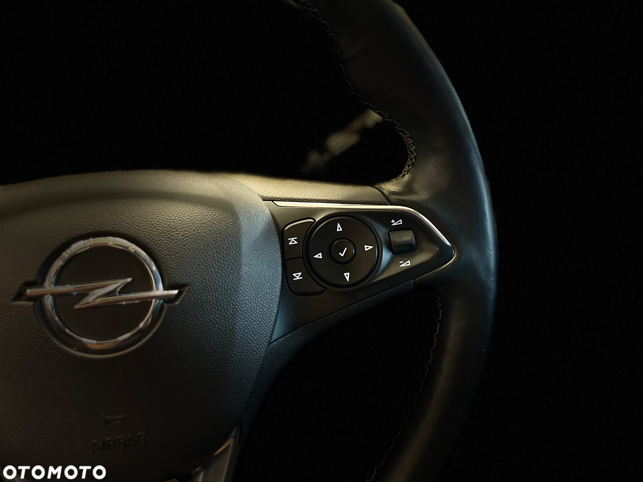 Opel Insignia 2.0 T Business Elegance S&S - 26