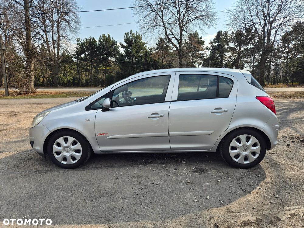 Opel Corsa 1.2 16V Edition - 2