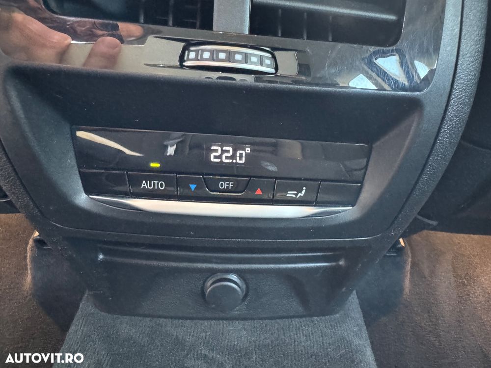 BMW X3 xDrive20i AT xLine - 17