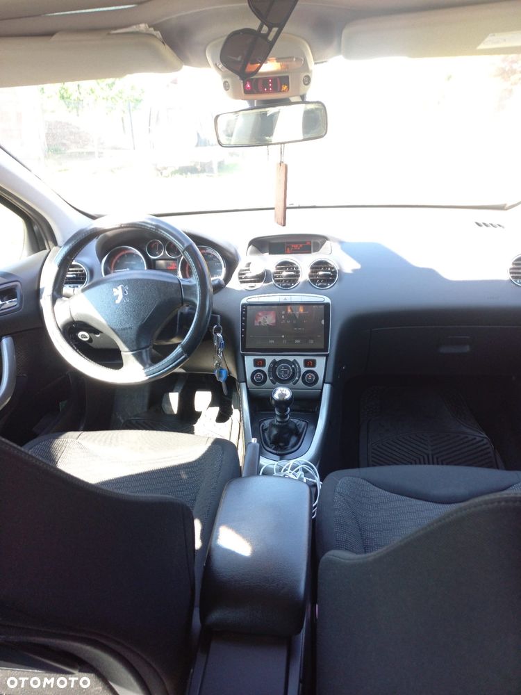 Peugeot 308 1.6 Premium Plus - 10