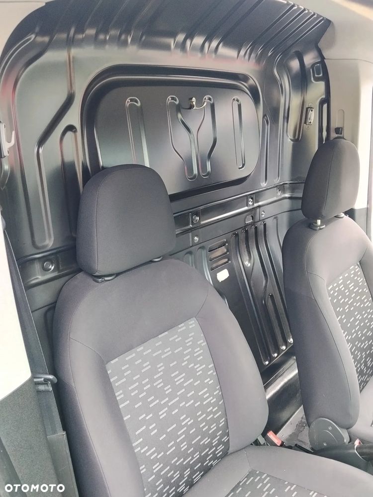 Opel Combo - 21