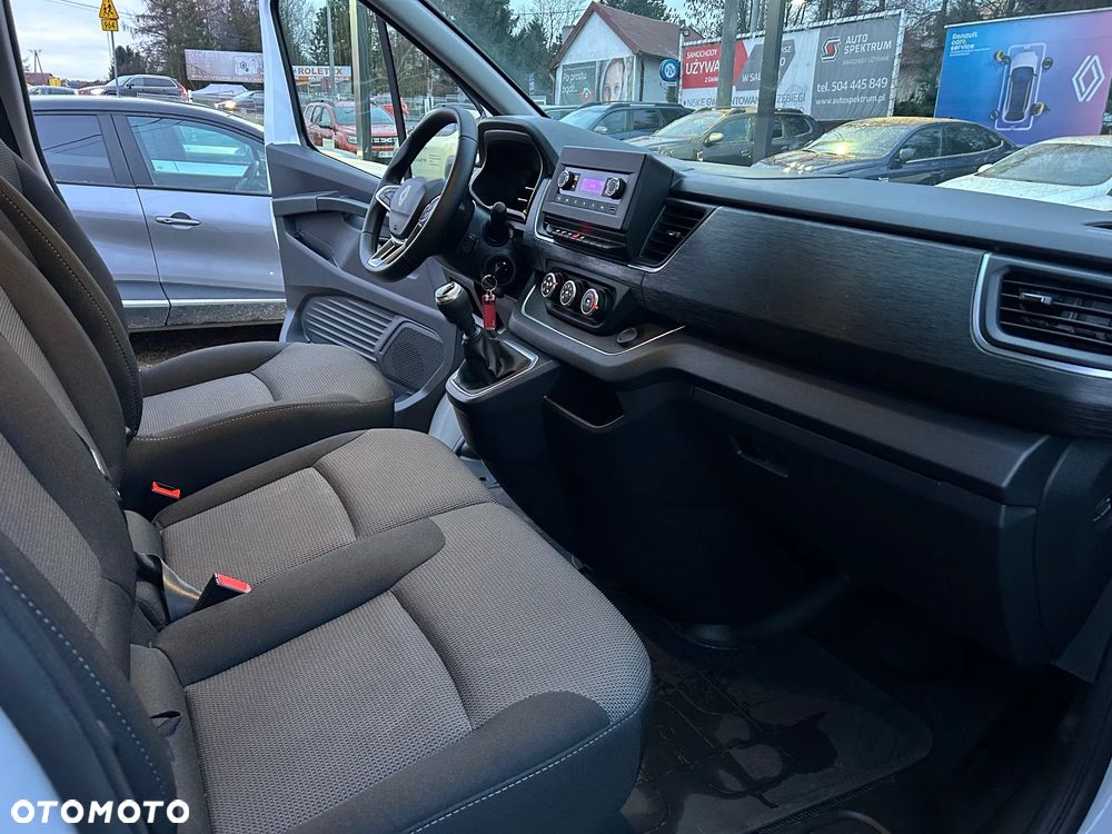 Renault Trafic 2.0 dCi - 20