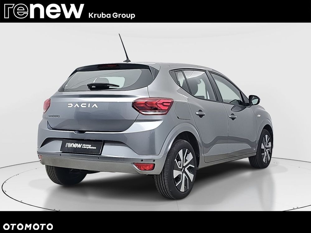 Dacia Sandero - 5