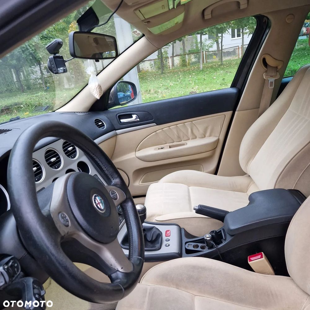 Alfa Romeo 159 1.9JTDM Progression - 20