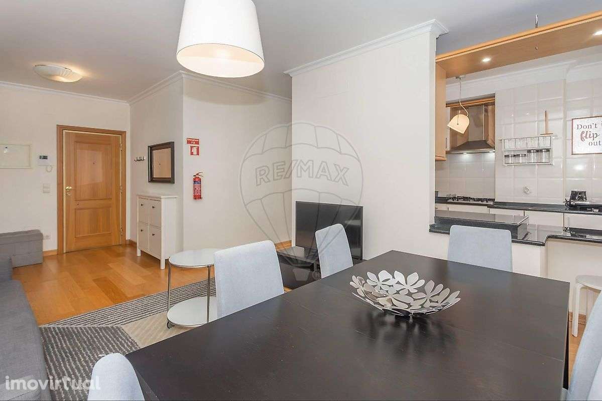 Apartamento T1 para arrendamento - Grande imagem: 2/14