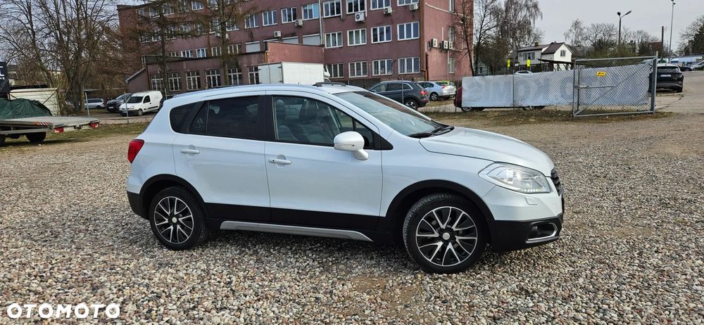 Suzuki SX4 S-Cross 1.6 VVT CVT 4x4 limited - 11