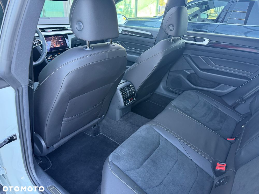 Volkswagen Arteon 2.0 TDI SCR 4Motion DSG R-Line - 19