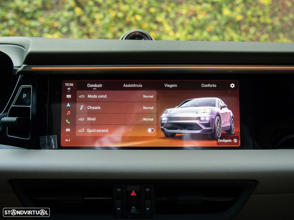 Porsche Macan Electric 4 - 30