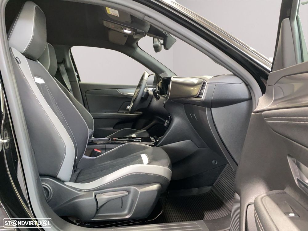 Opel Mokka 1.2 T GS AT - 16