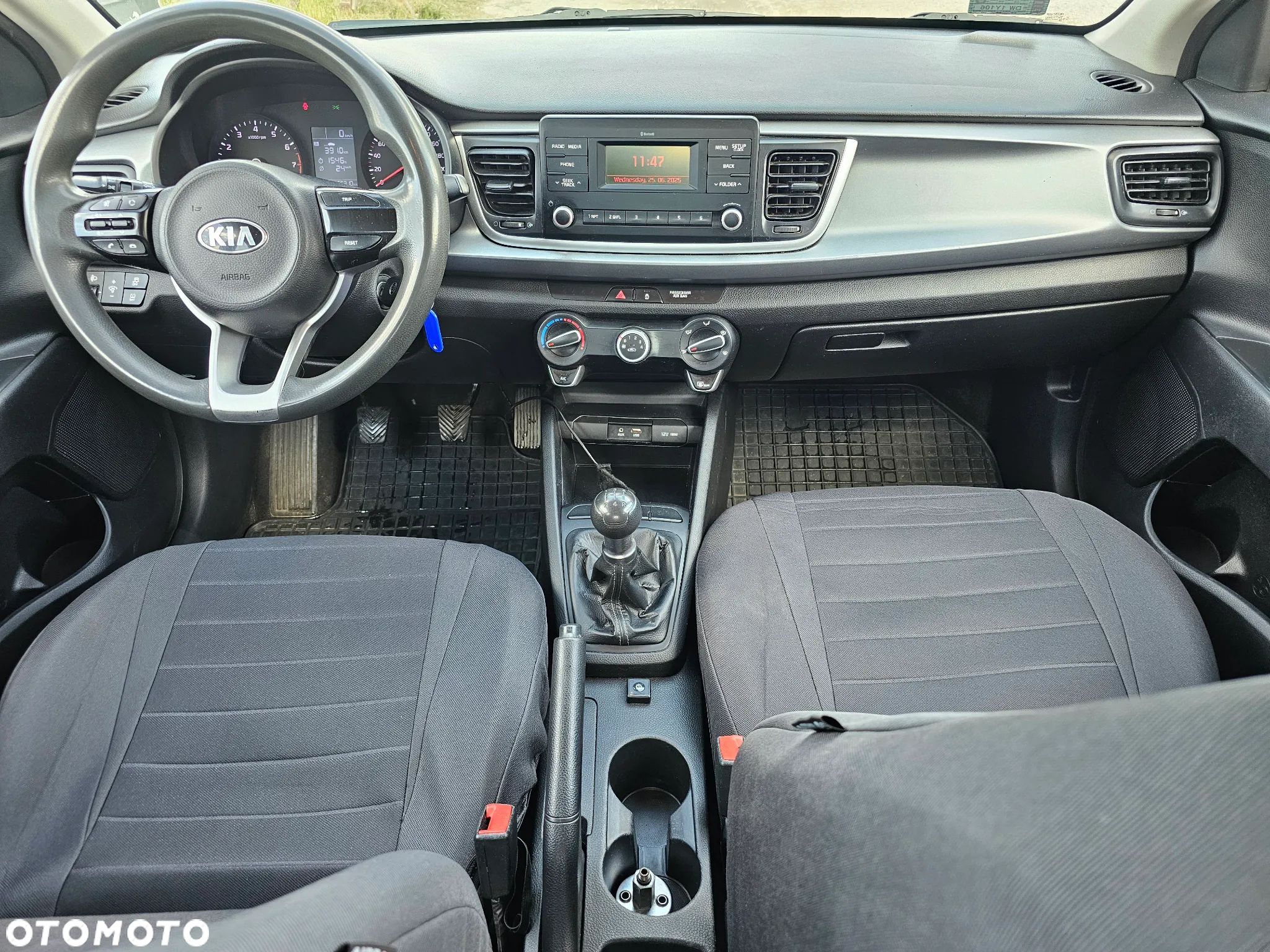 Kia Rio - 11