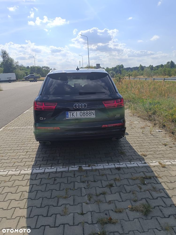 Audi Q7 - 8