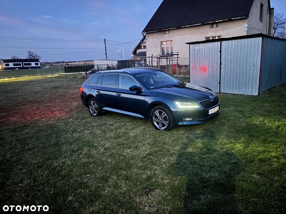 Skoda Superb 2.0 TDI Ambition - 3