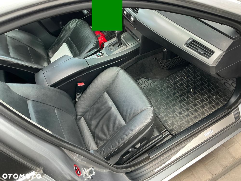 BMW Seria 5 525d - 9
