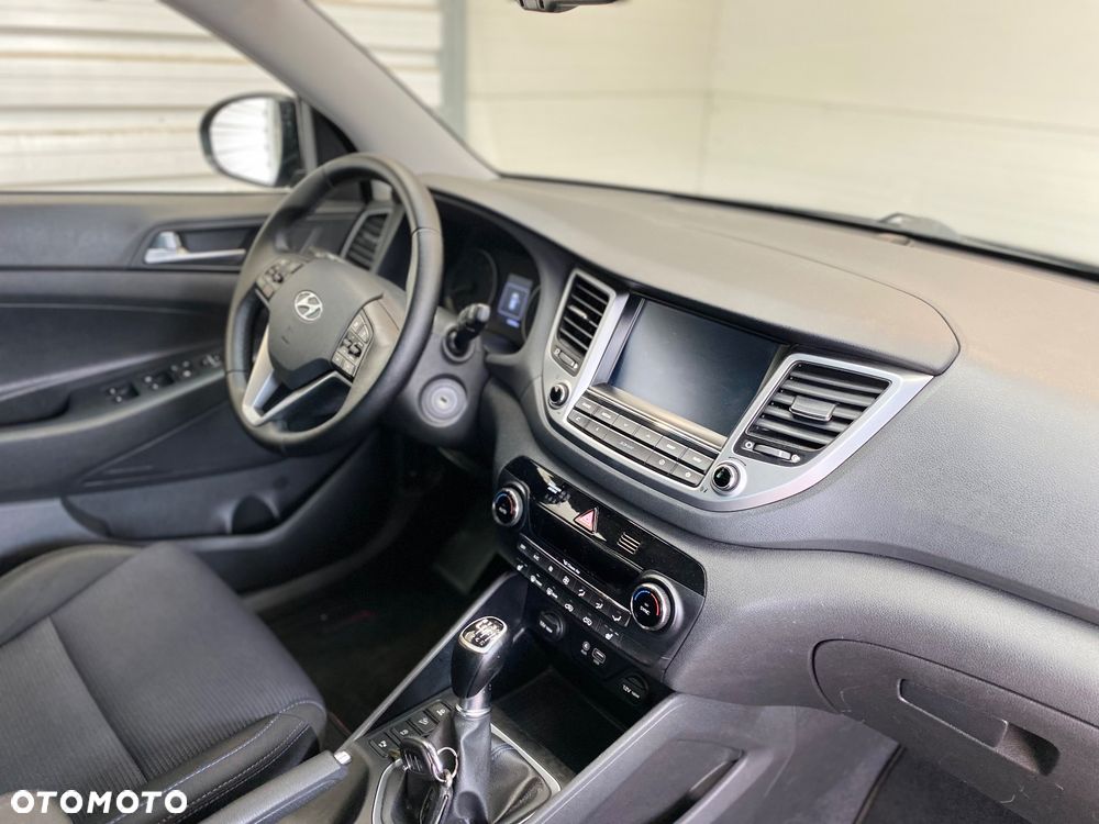 Hyundai Tucson 1.6 GDI BlueDrive Design 2WD - 12