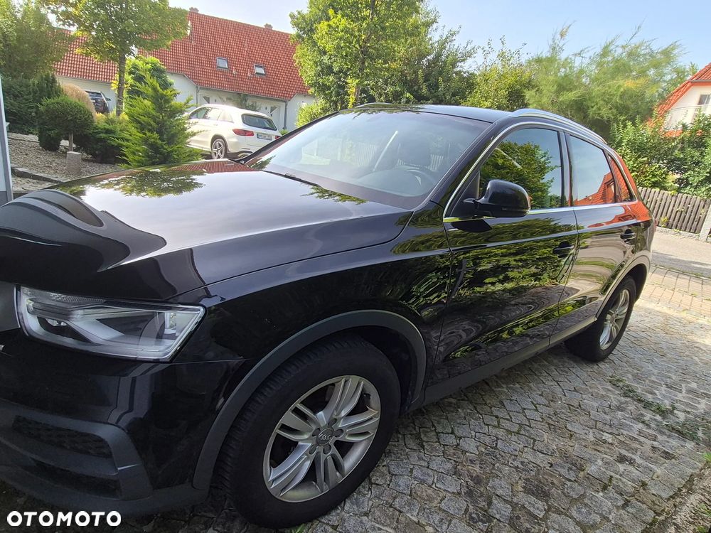 Audi Q3 2.0 TDI Design - 7