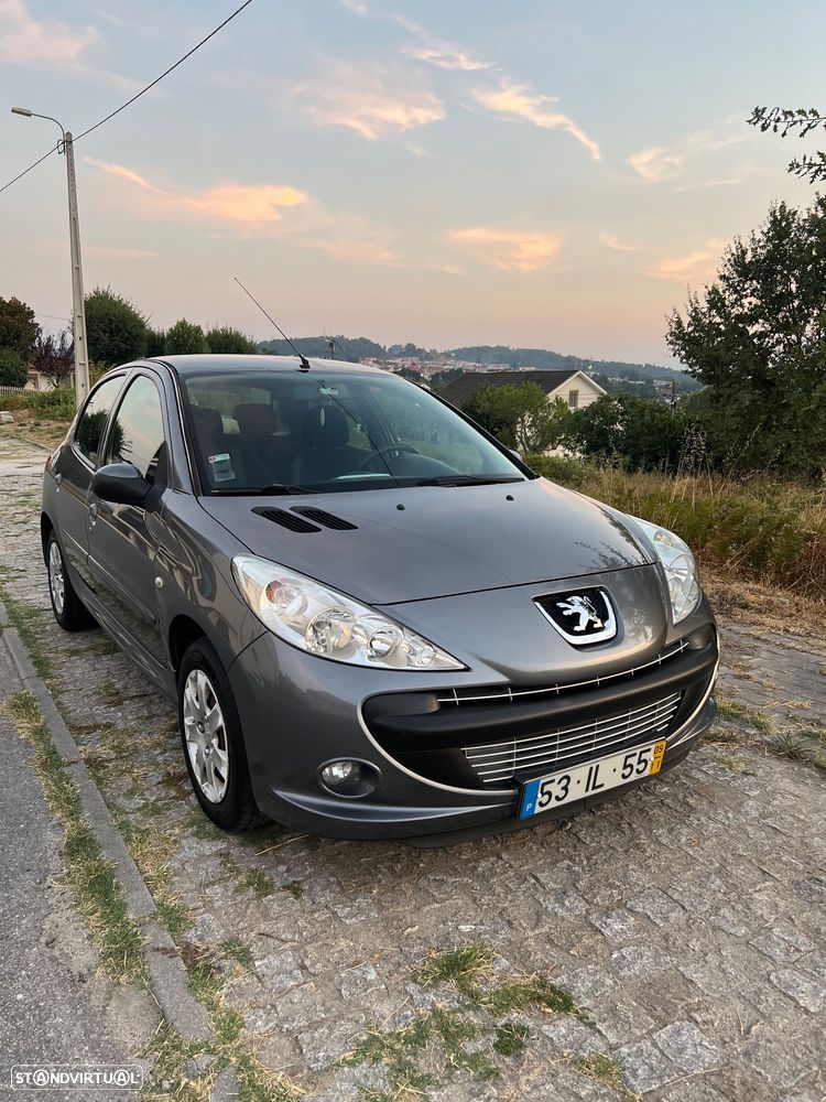 Peugeot 206+ 1.1 Trendy - 1