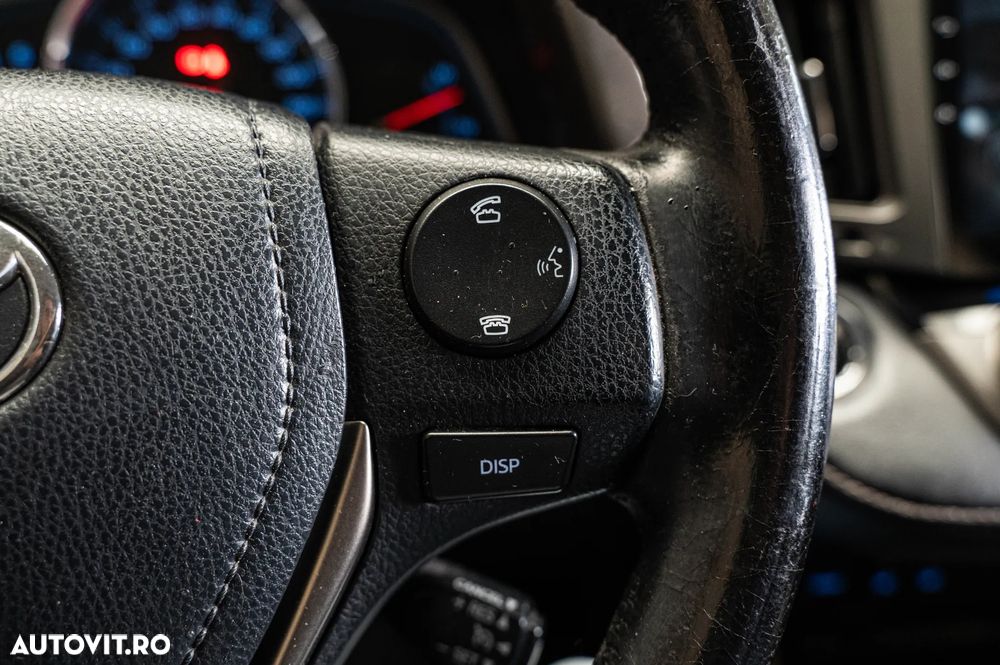 Toyota RAV4 2.2 D-4D 4x4 - 17