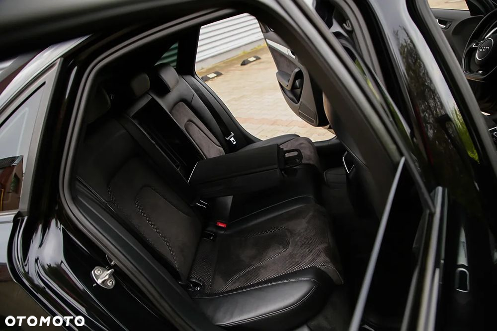 Audi A4 1.8 TFSI quattro S line Sportpaket - 18