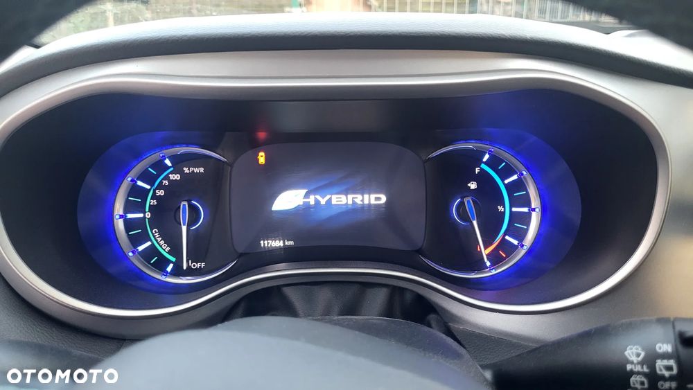 Chrysler Pacifica - 39