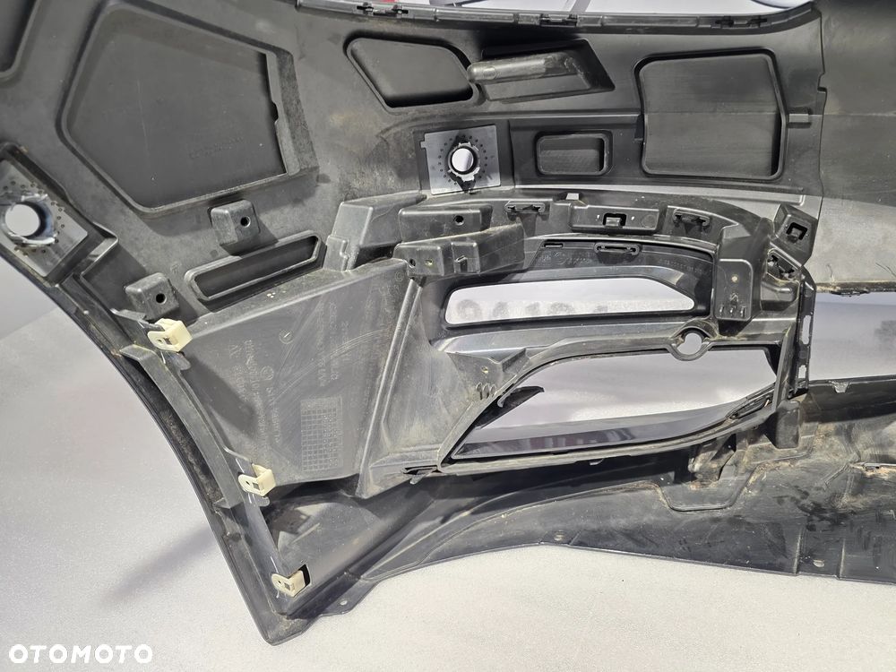 BMW F40 19- ZDERZA PRZEDNI PRZÓD NA 6xPDC ŁADNY , KOLOR CZARNY METALIK , NR 51117459908 / 7459708 , NR AUKCJI NZ1638 - 39
