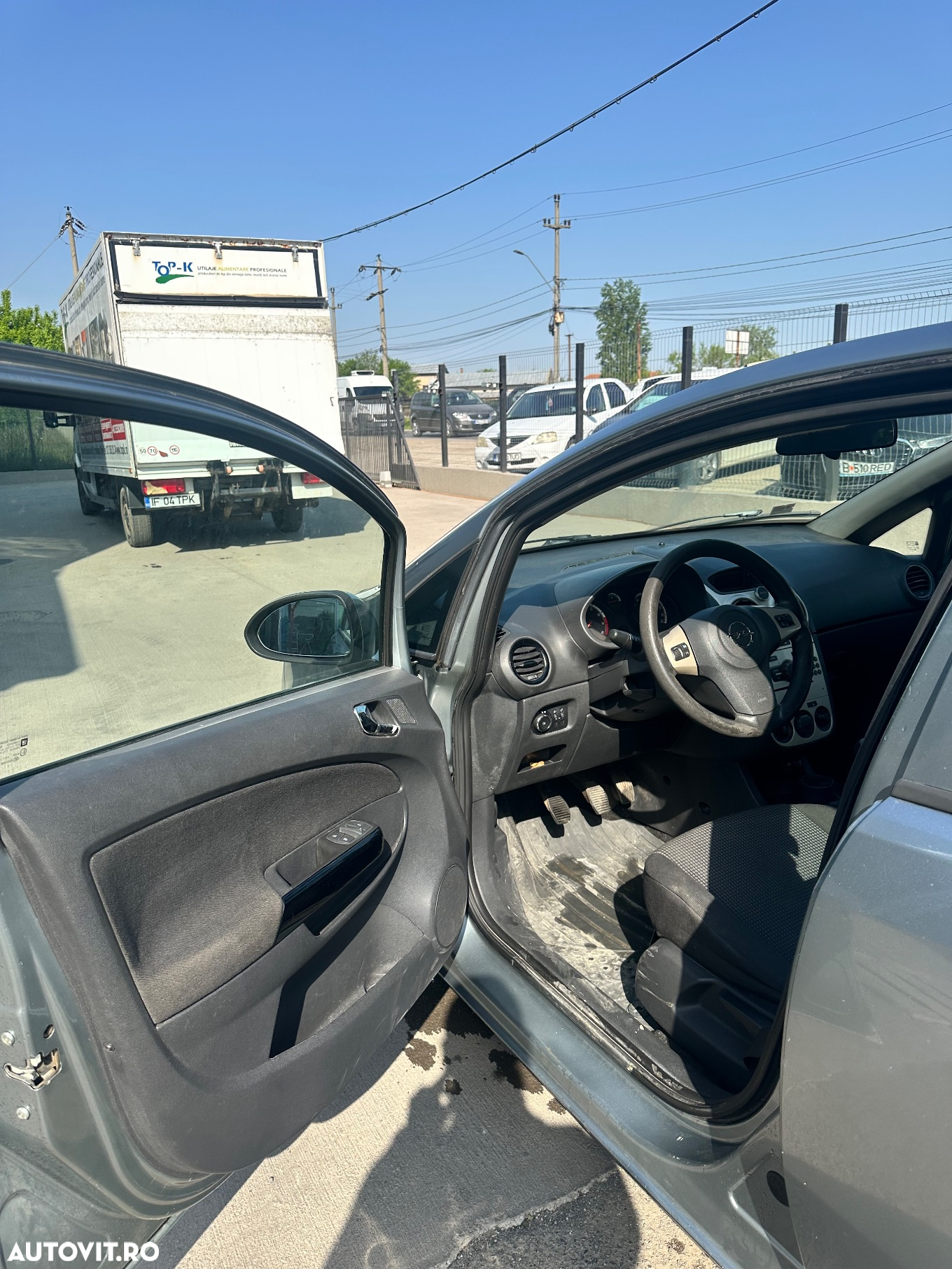 Opel Corsa 1.2 Essentia - 11