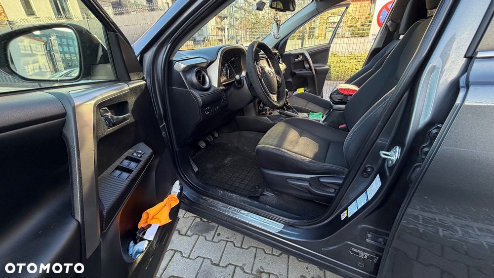 Toyota RAV4 2.0 D-4D Active - 30