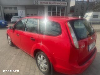 Ford Focus 1.8 TDCi Ambiente - 4