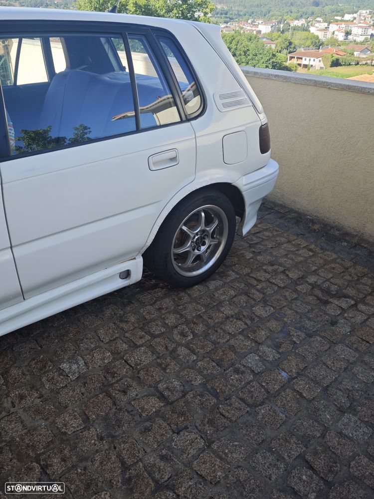 Toyota Corolla Liftback 1.3 - 13