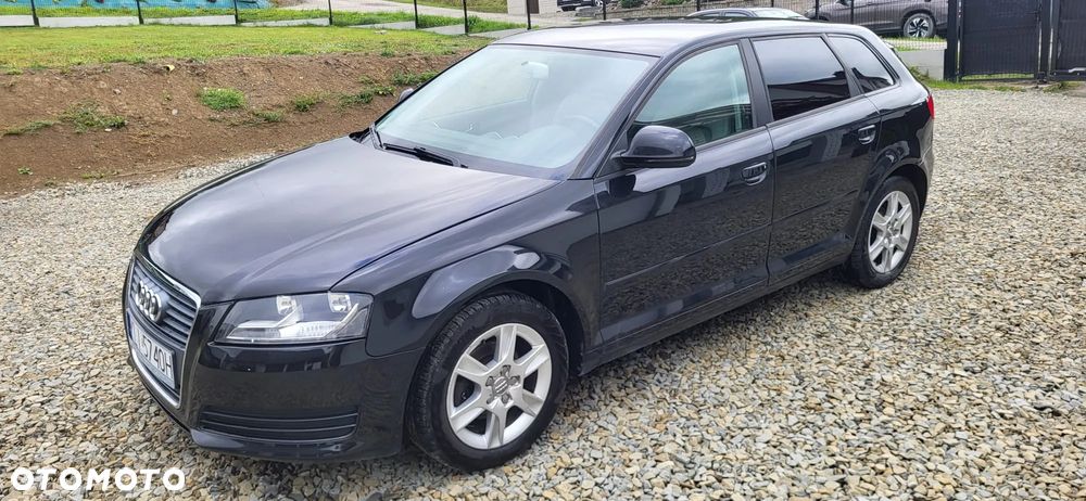 Audi A3 Sportback 1.9 TDI Ambiente - 2