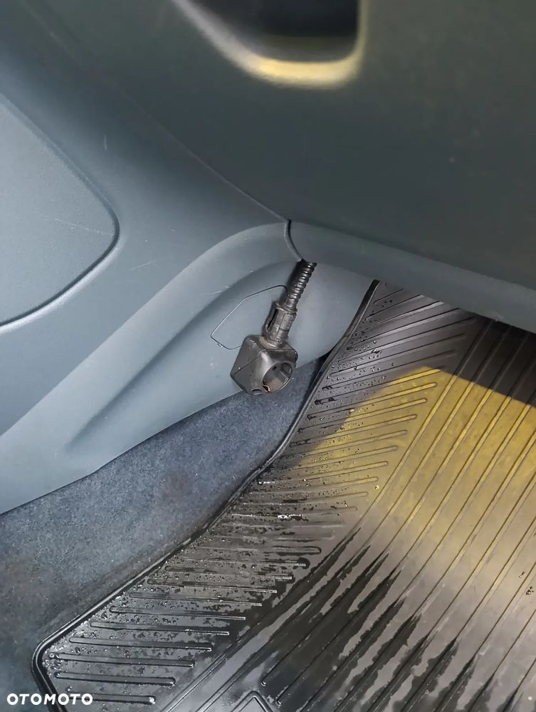 Ford C-MAX 1.6 TDCi Titanium - 17