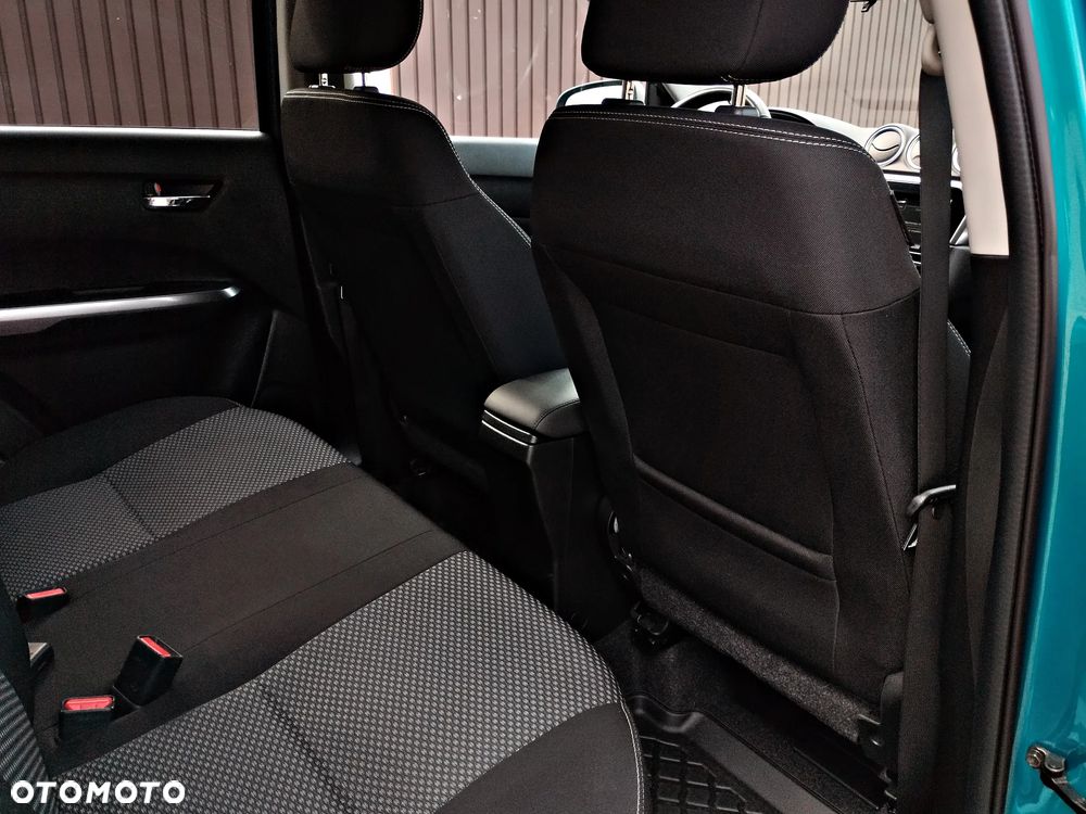 Suzuki Vitara - 24