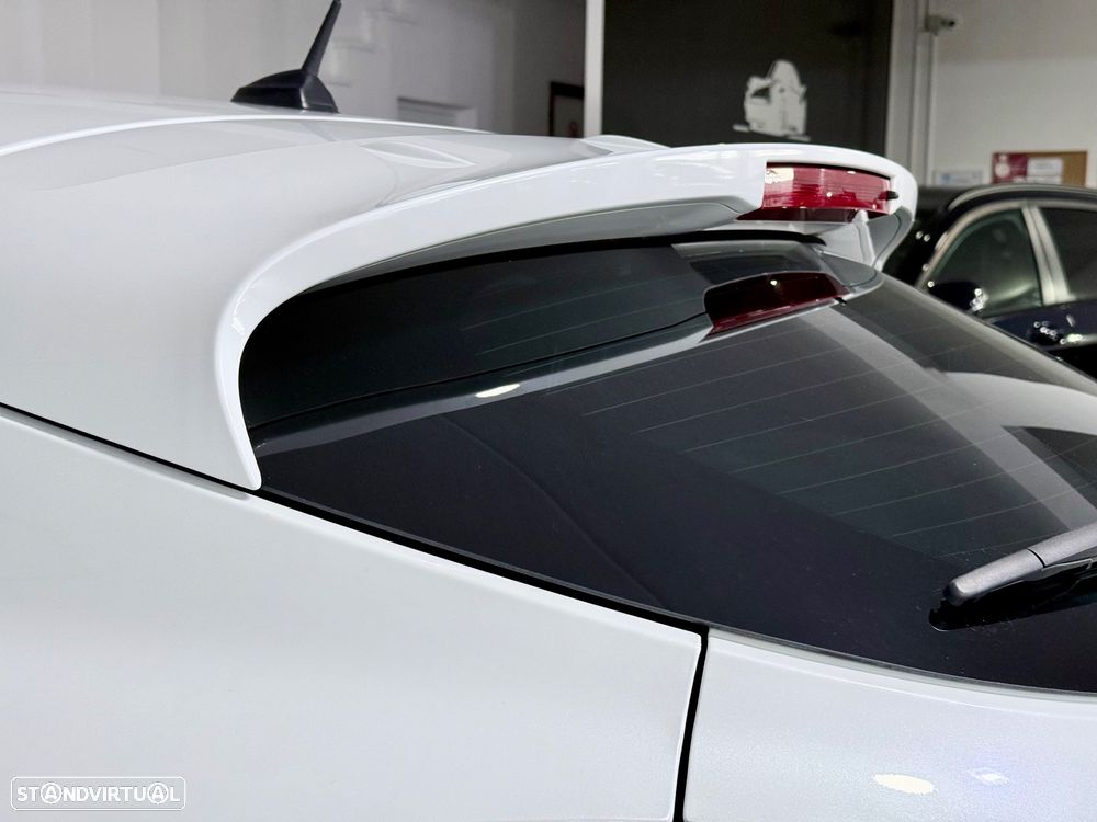 Renault Mégane Coupe 2.0 T RS - 12