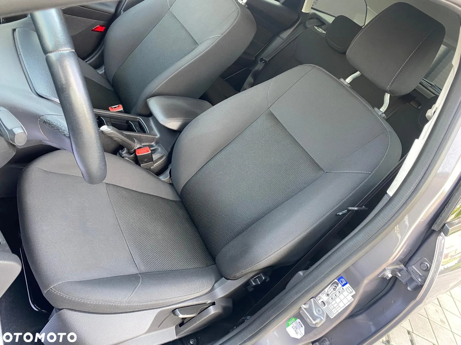 Ford Focus 1.0 EcoBoost Titanium ASS - 23