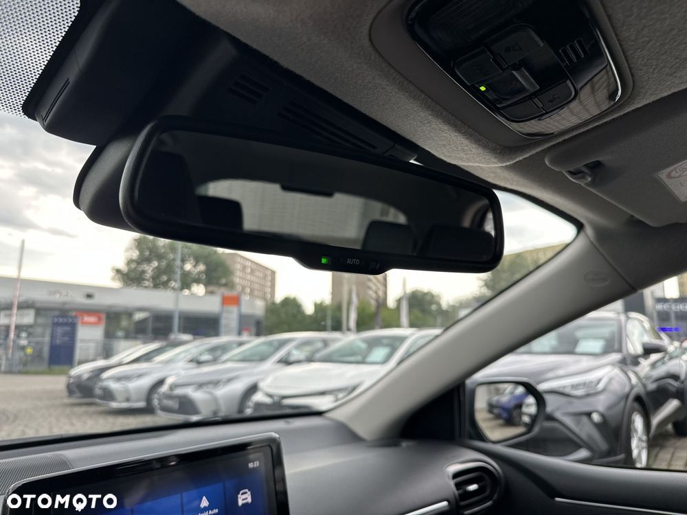 Toyota Yaris Hybrid 1.5 Style - 19