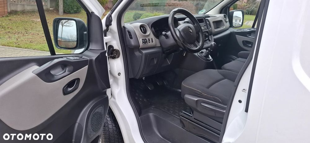 Renault Trafic - 11