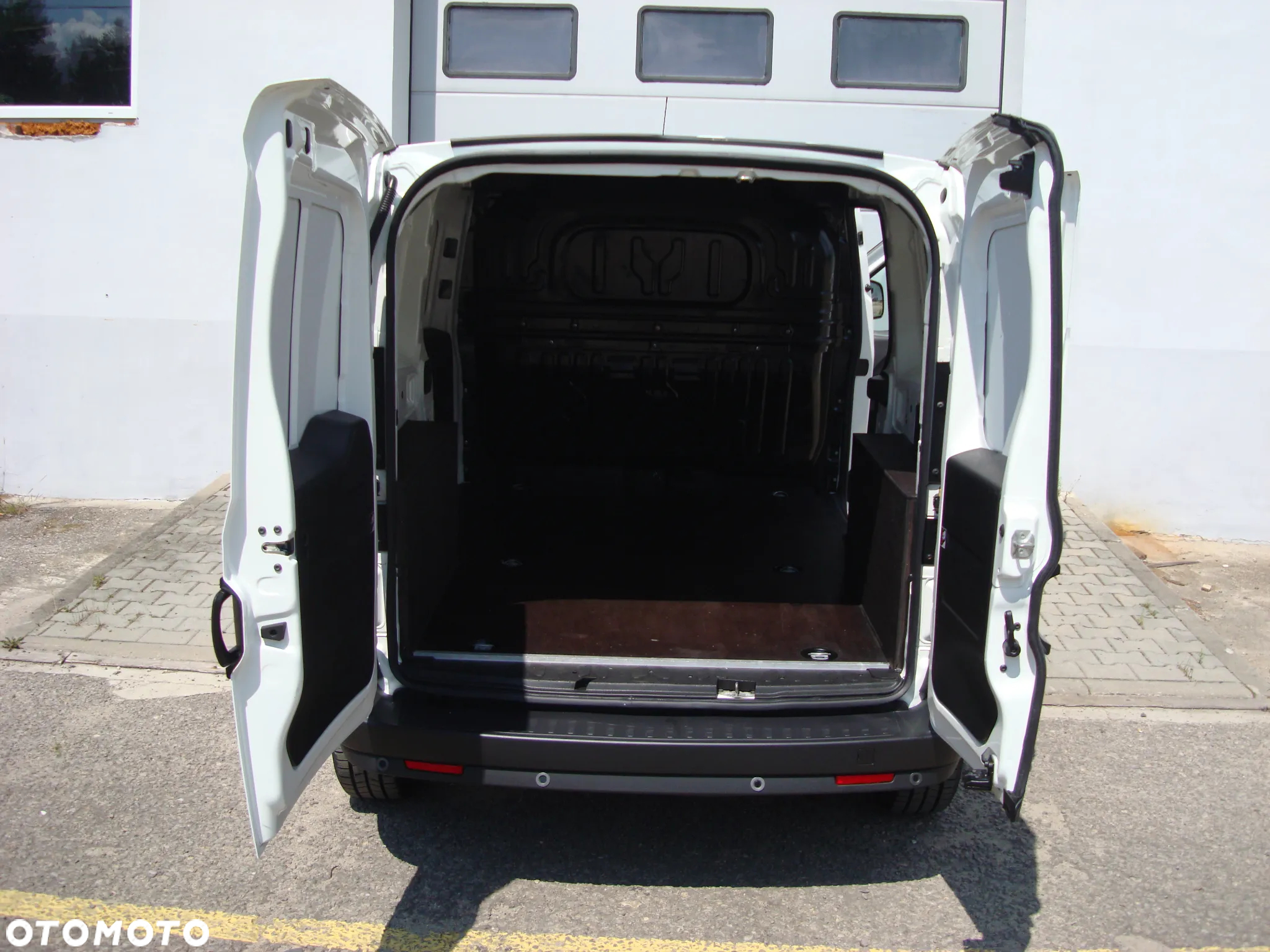 Fiat DOBLO Cargo Van Maxi LONG_L2 H1_1.6 MJET (105 KM)_SX_3-osob._2021 r._EURO 6_F.Vat 23%_Serwis ASO_BEZWYPADKOWY 100%_Zadbany_Salon PL - 35