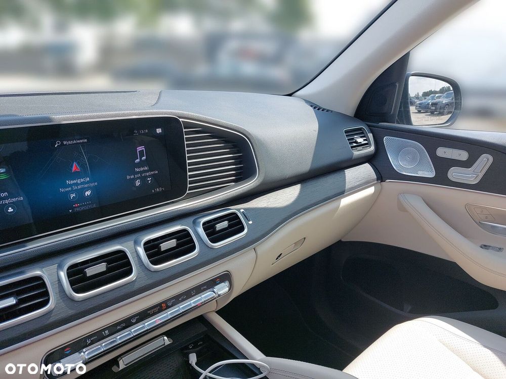 Mercedes-Benz GLE - 15