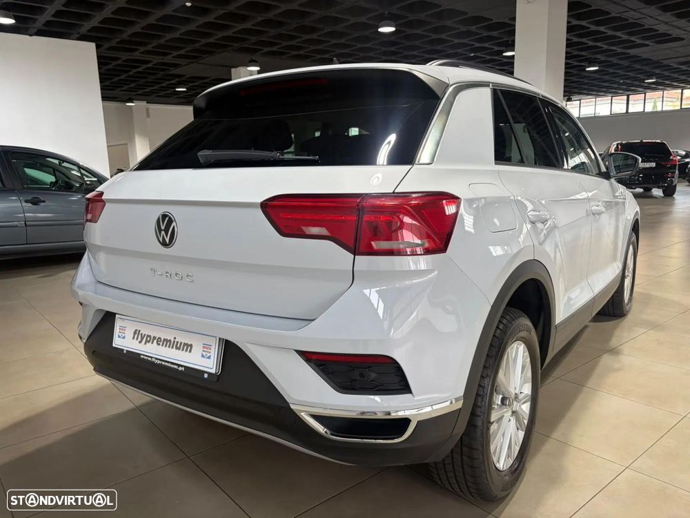 VW T-Roc - 10