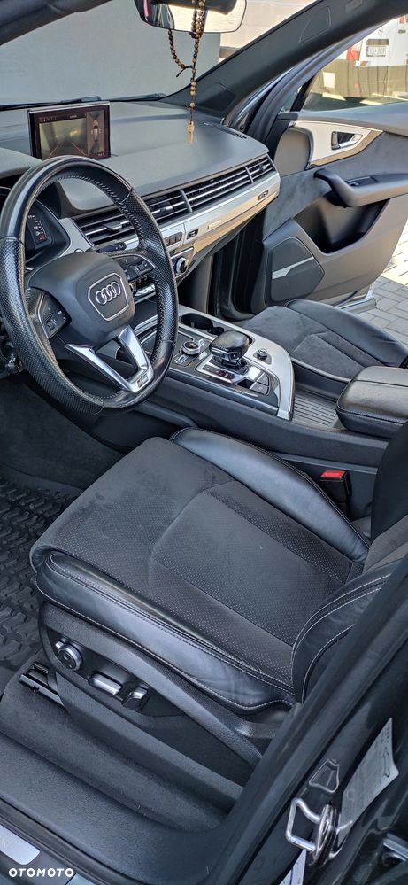 Audi Q7 - 13