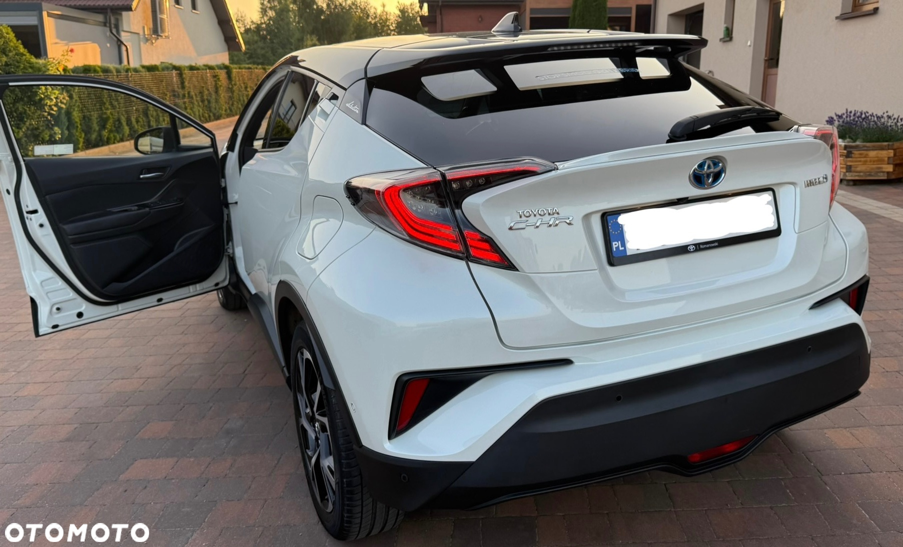 Toyota C-HR 1.8 Hybrid Selection - 2