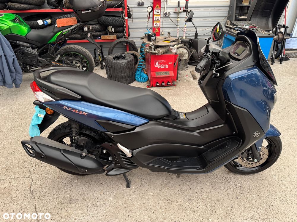 Yamaha NMAX - 8