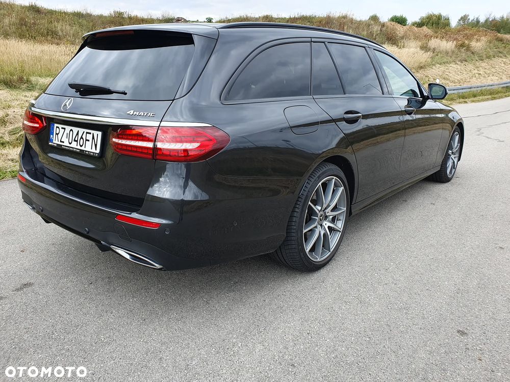 Mercedes-Benz Klasa E 400 d 4Matic 9G-TRONIC AMG Line - 6